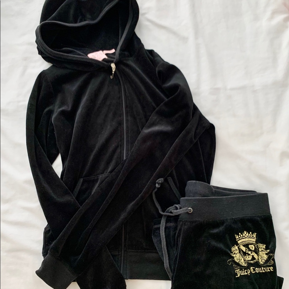 Juicy Couture Set *on hold*
